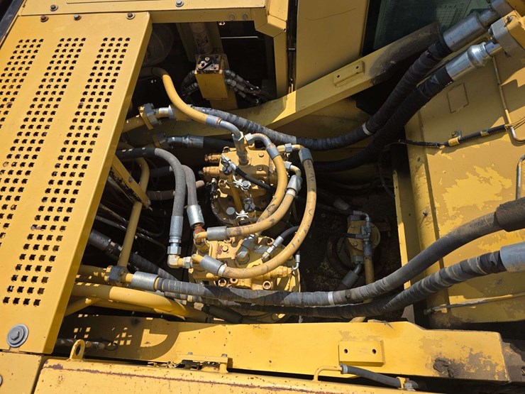 2002-caterpillar-345b-image-43