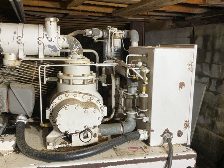 #137-•-1991-gardner-denver-ebepff-air-compressor-image-13