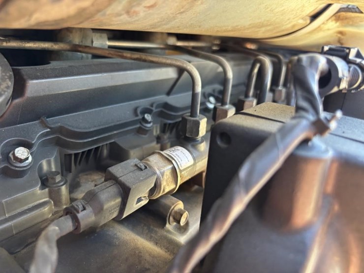 2019-bobcat-t770-image-51
