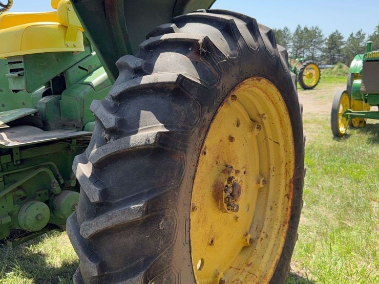 john-deere-2510-image-14