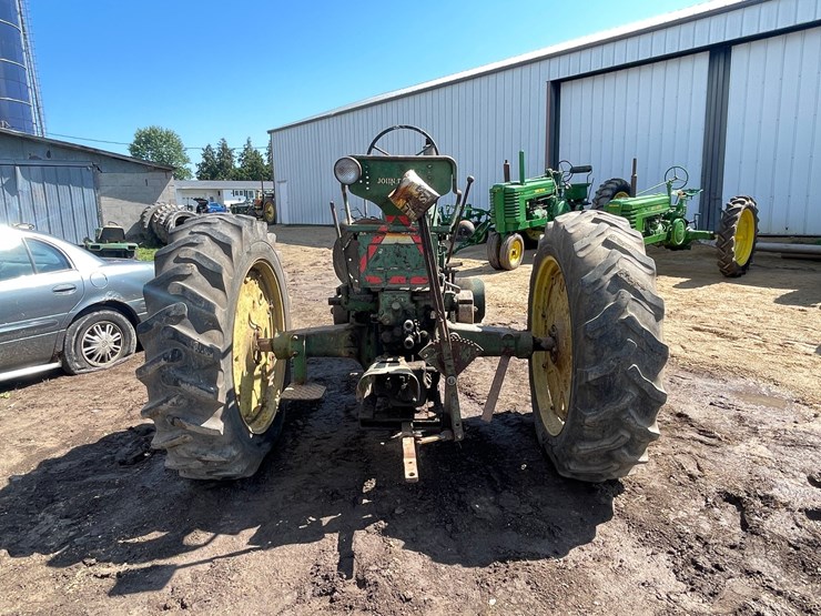 john-deere-70-image-4
