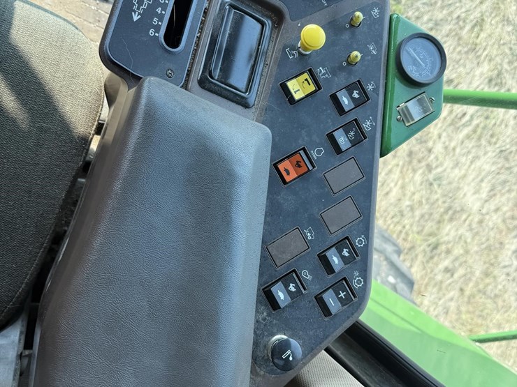 1993-john-deere-9600-image-46