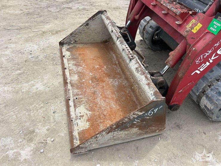 takeuchi-tl10v2-image-12