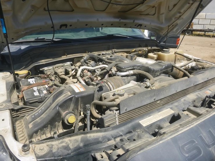 2015-ford-f550-image-16