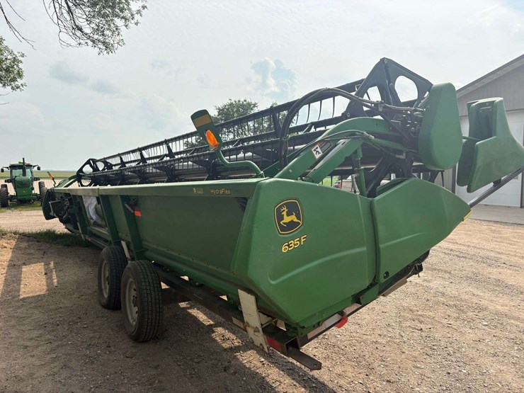 2009-john-deere-635f-image-13
