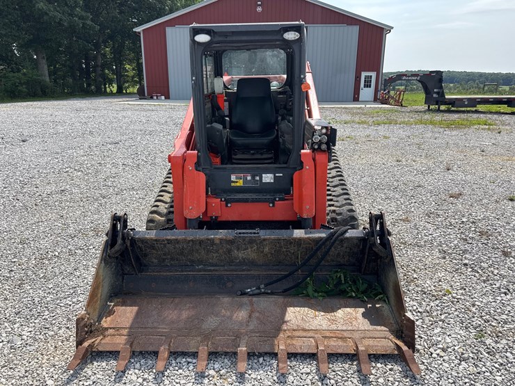 2022-kubota-svl97-2-image-6