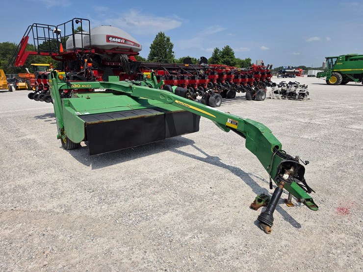 2009-john-deere-630-image-1