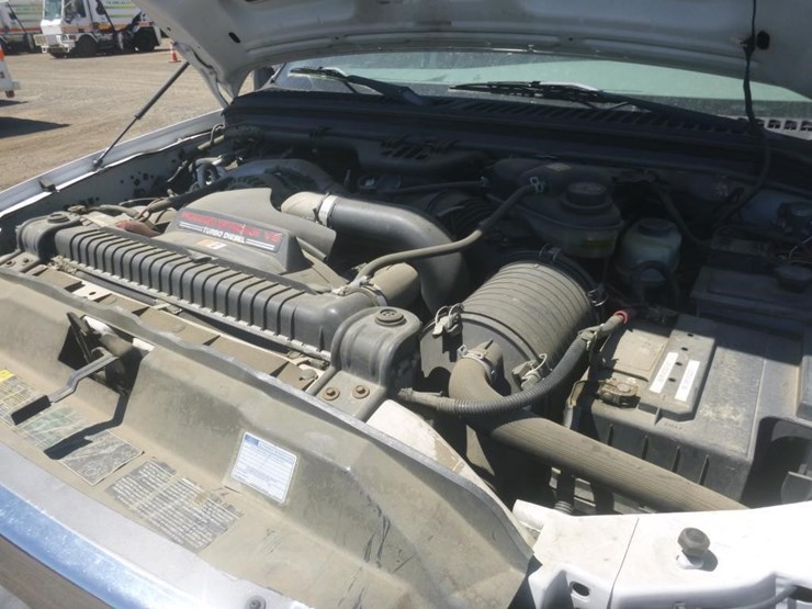 2004-ford-f550-image-14