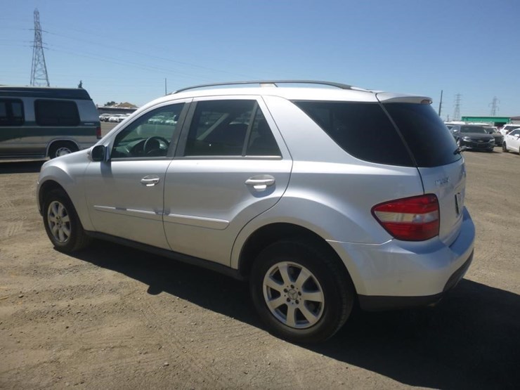 2006-mercedes-benz-ml350-image-4