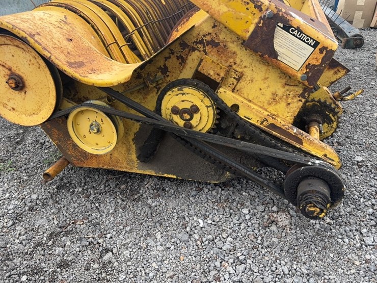 new-holland-770-image-5