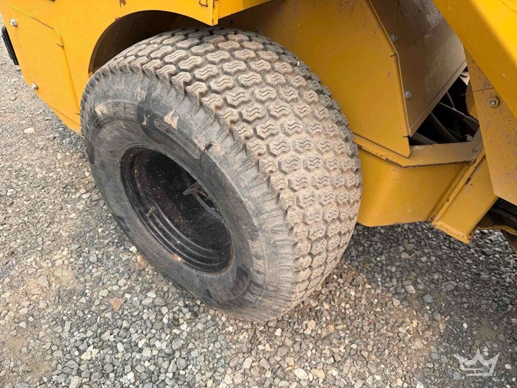 2022-rayco-1800wl-mini-articulated-wheel-loader-image-20