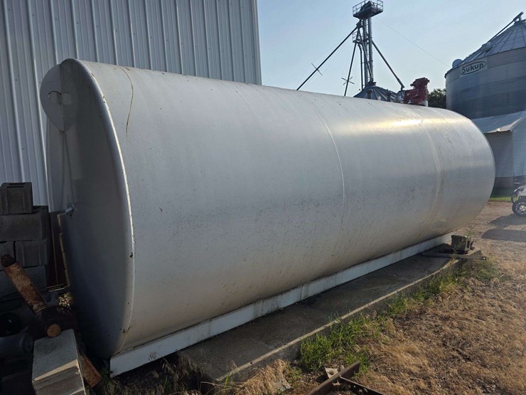 5,000-gallon-double-wall-fuel-tank,-8-years-old,-fill-rite-fr311v-–-110v-pump-with-hose-and-automati-image-7