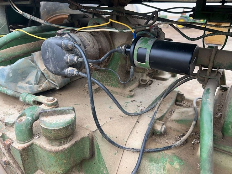 john-deere-70-image-23