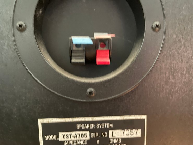 #7313-•-(2)-yamaha-speakers-image-6