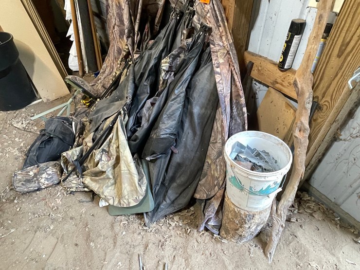 #7102-•-hunting-equipment-image-4