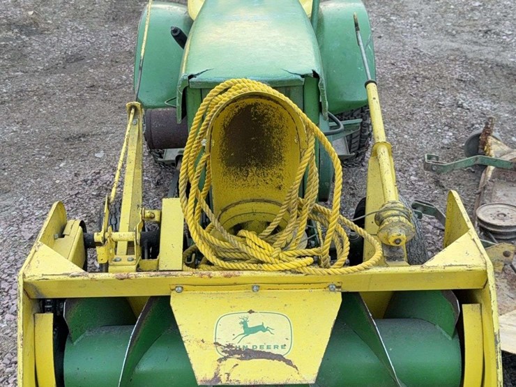 john-deere-110-image-10