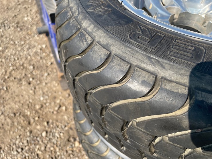 #4512-•-set-of-(4)-chrome-golf-cart-wheels-and-tires-image-4
