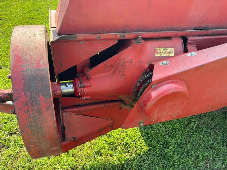 new-holland-273-image-21