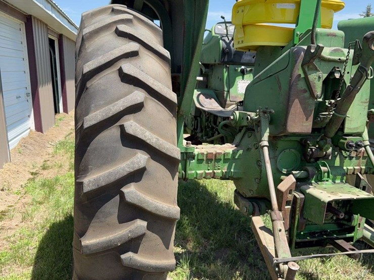 john-deere-2510-image-15