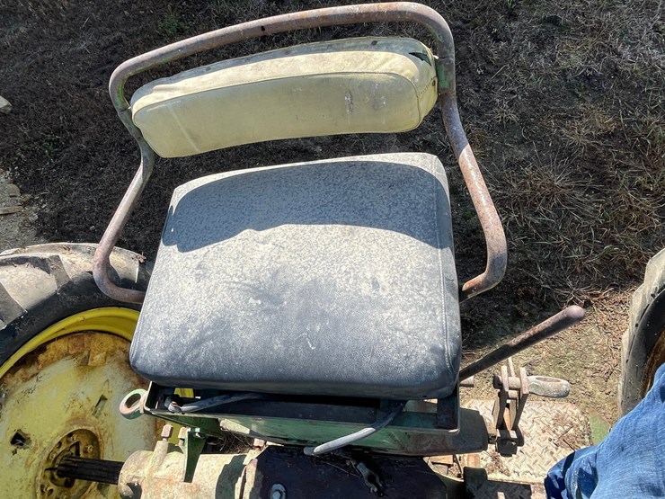 john-deere-b-image-29