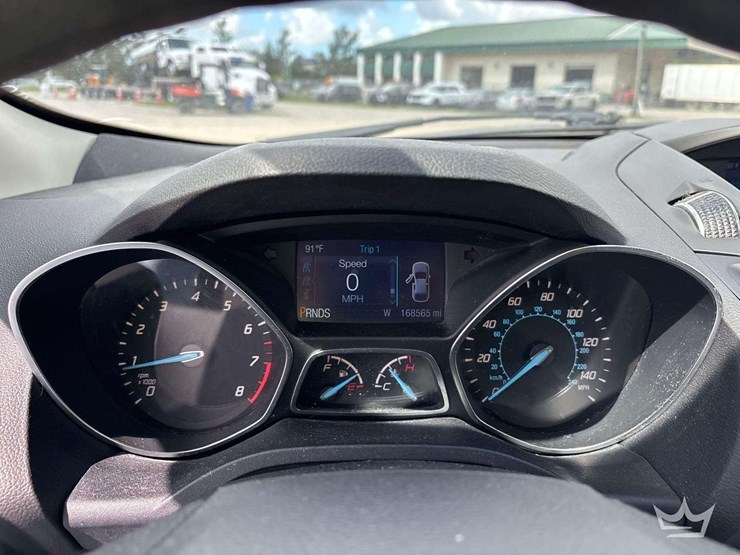 2014-ford-escape-image-13
