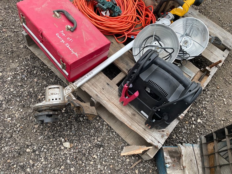 #4570-•-pallet-of-shop-supplies-image-2