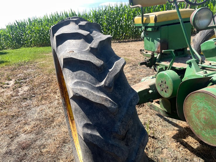 1952-john-deere-a-image-20