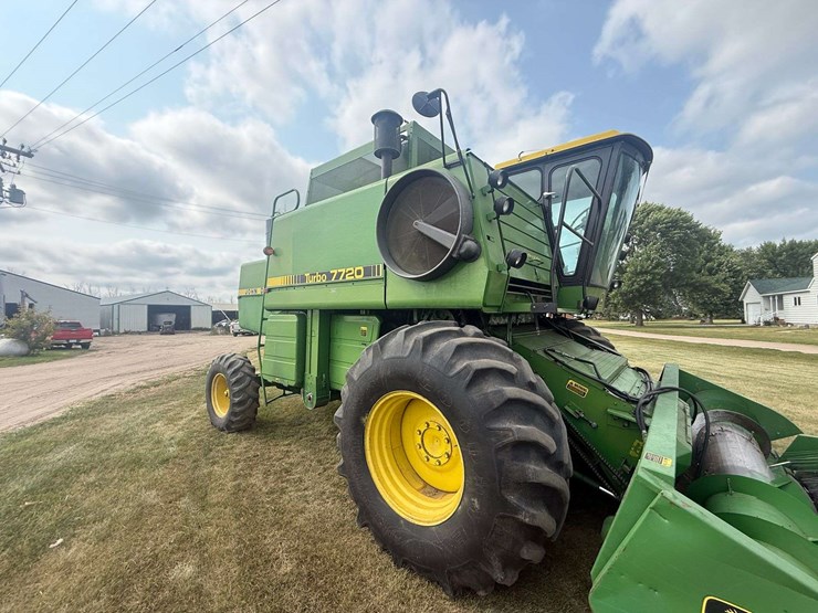 john-deere-7720-image-3