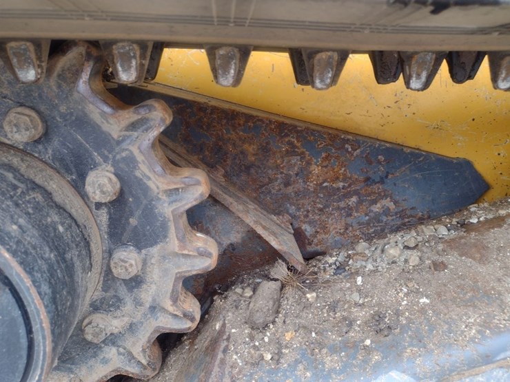 deere-325g-image-29