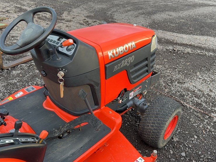 #3031-•-kubota-bxz230-tractor-image-7