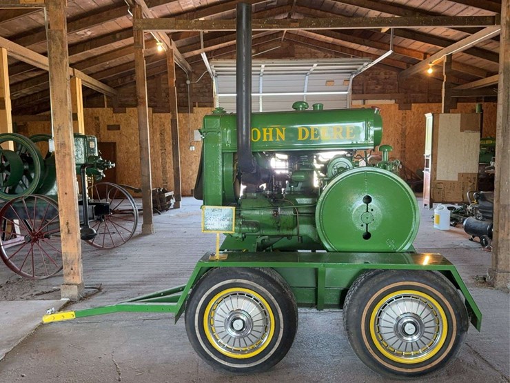 1947-john-deere-model-w-111-power-unit-and-trailer-image-2