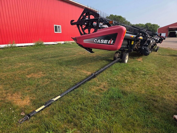 2012-case-ih-2162-image-2