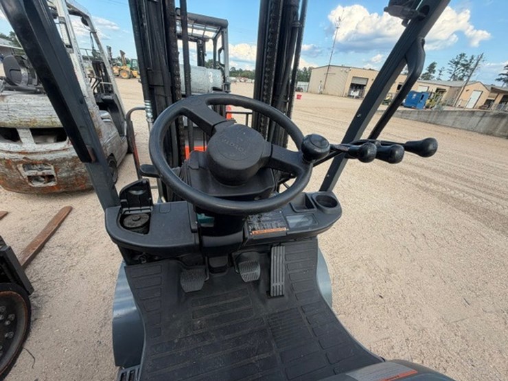 #2072-•-toyota-8fgcu3d-forklift-image-28