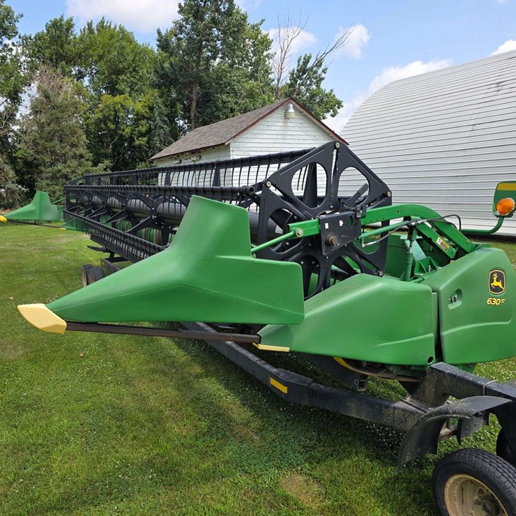 2013 JOHN DEERE 630F