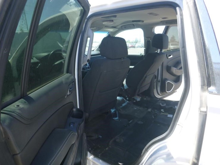2019-chevrolet-tahoe-image-7