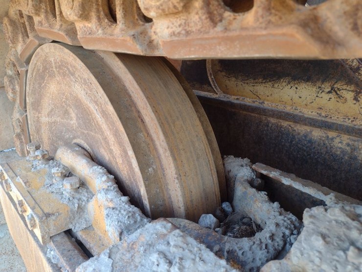 deere-700h-lt-image-16
