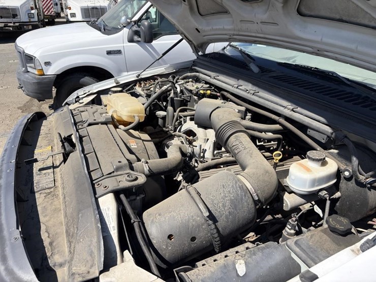 2004-ford-f350-image-7