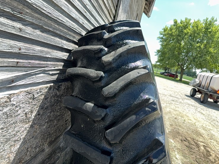 firestone-20.8r42-hub-duals-image-4