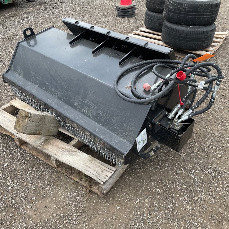 #4559 • Universal Mount Giyi Flail Mower