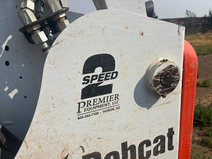 2015-bobcat-t650-image-11