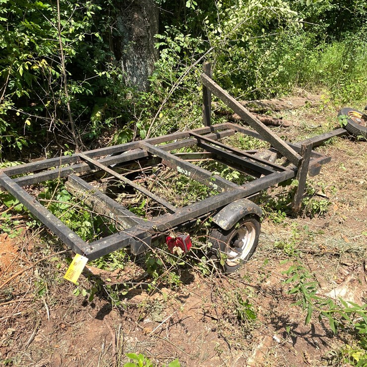 #7010 • Boat Trailer (Sells Bill of Sale)