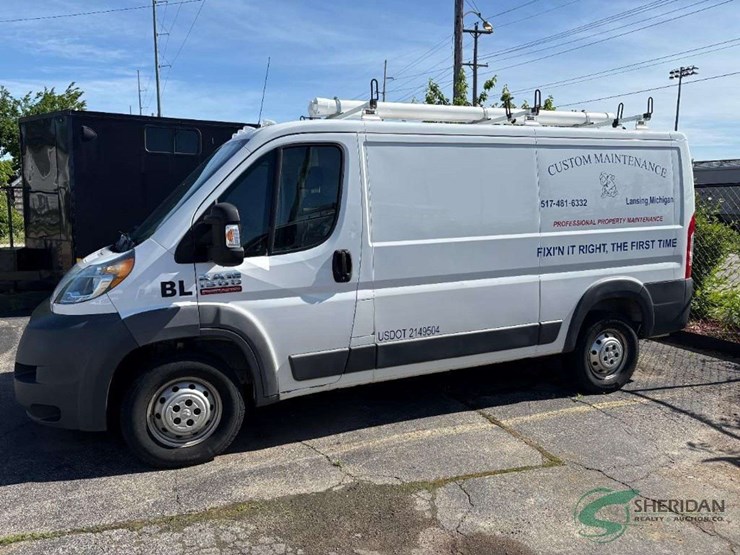 2017-ram-promaster-1500-image-3