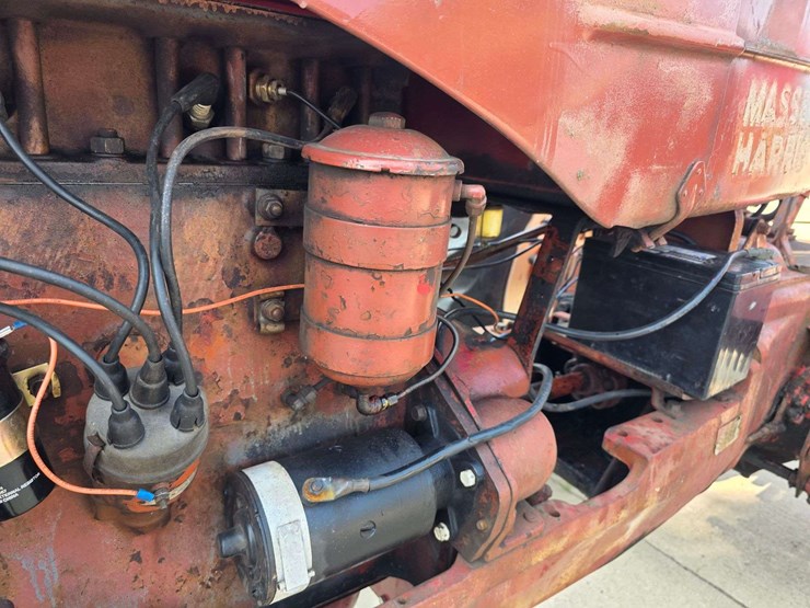 1951-massey-ferguson-44-image-19