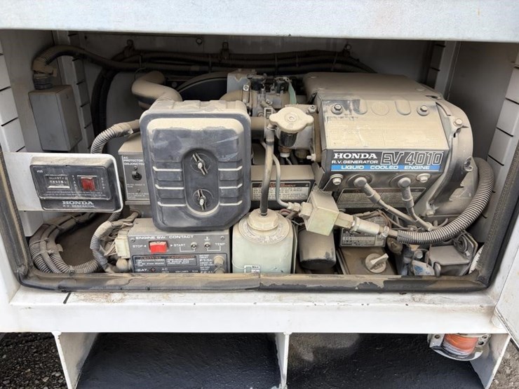 2003-ford-f450-xl-image-13