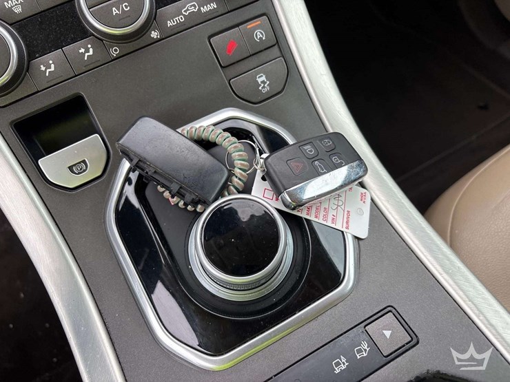 2016-land-rover-range-rover-image-20