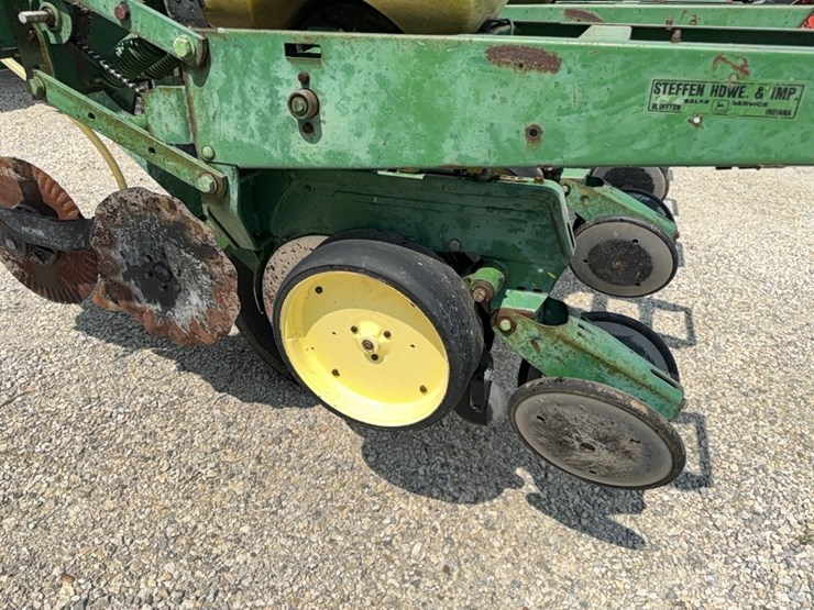 john-deere-7000-image-20