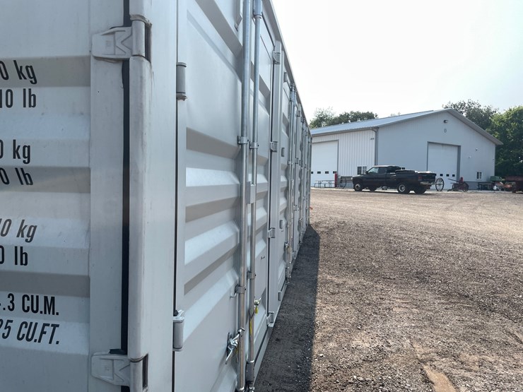 #2403-•-40'-hq-storage-container-image-8