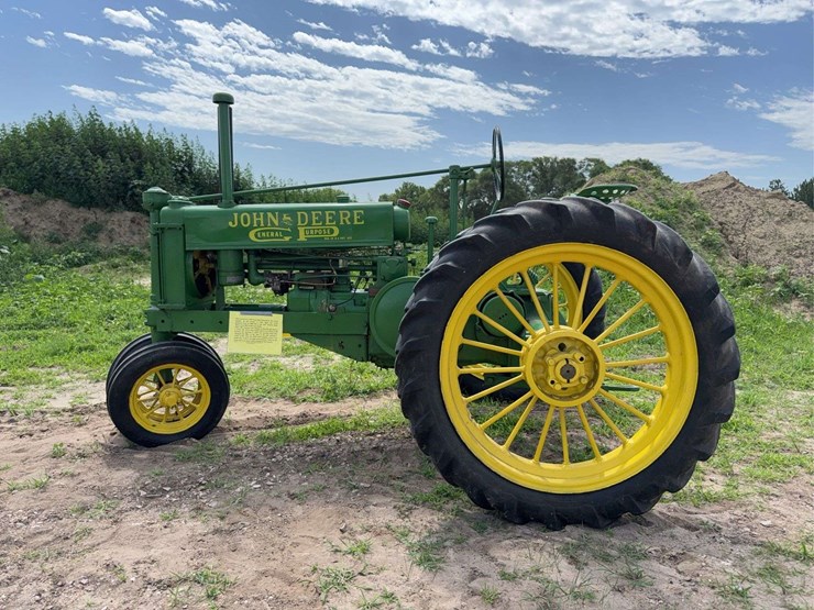 john-deere-model-b-image-2