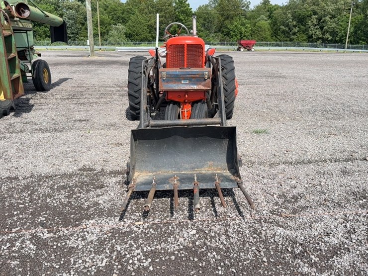 #3044-•-allis-chalmers-wd45-tractor-image-2