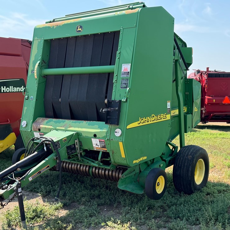 2006 JOHN DEERE 567